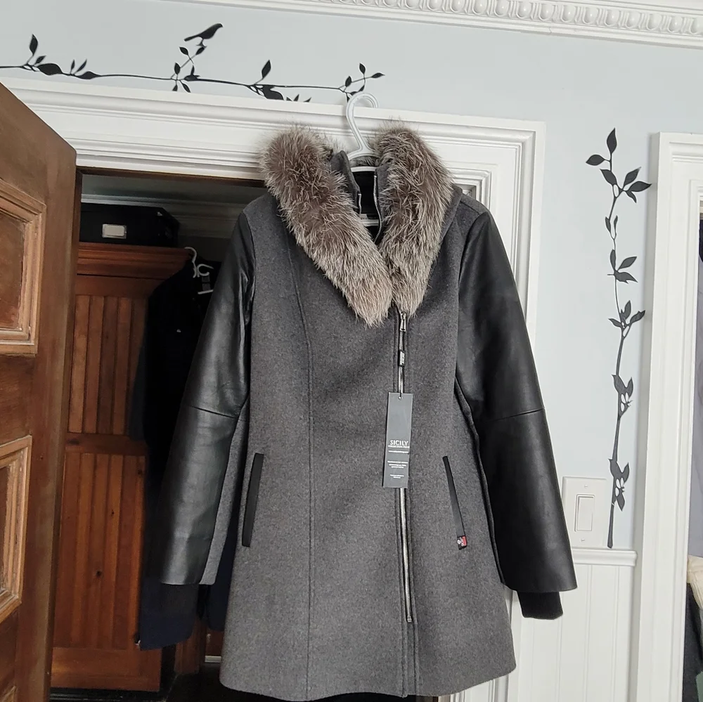 Winter Coat - Picture 2 of 3